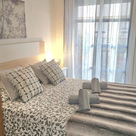 Ideal Holiday Apartment One Bedroom City Center Màlaga Exteriér fotografie