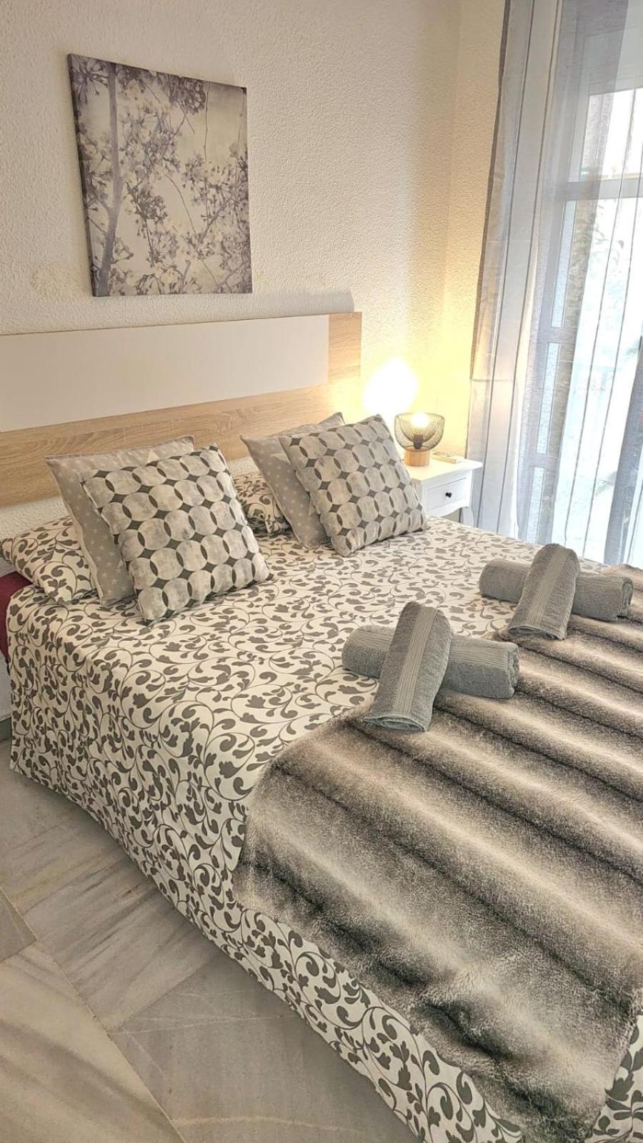 Ideal Holiday Apartment One Bedroom City Center Màlaga Exteriér fotografie